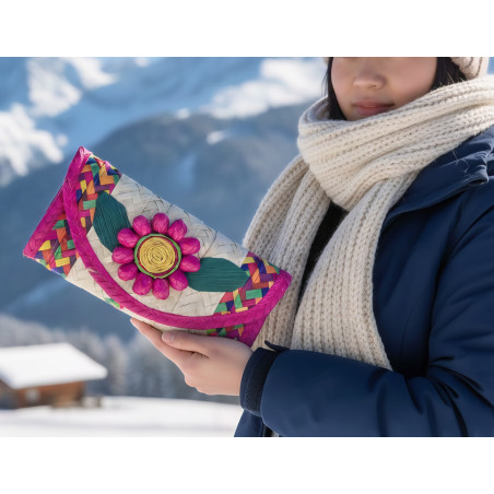 Cartera de Palma con Flor Rosa