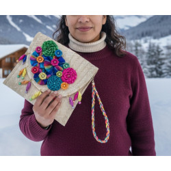 Large palm clutch 3